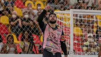 André Deko aceita proposta do exterior e comunica saída do Cascavel Futsal - RIC Mais
