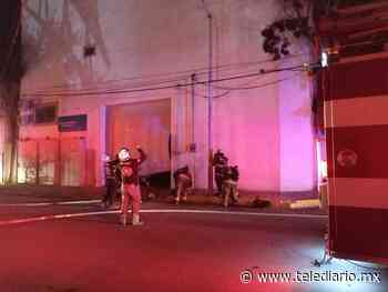 Fuego consume anaquel de medicamentos en bodega de Jurisdicción Sanitaria 1 en Monterrey - Telediario CDMX