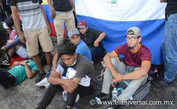 Migrantes se cosen los labios y marchan por calles de Monterrey - El Universal
