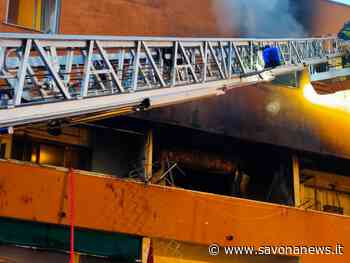 Albenga, incendio nella notte a San Fedele: in fiamme un appartamento (FOTO) - SavonaNews.it