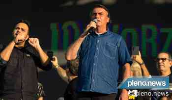 No Louvorzão, Bolsonaro homenageia Arolde de Oliveira - Pleno.News