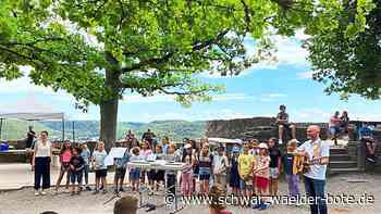 Zellerschule Nagold - Zur Burgbewirtung erklingt lebendige Chormusik - Schwarzwälder Bote