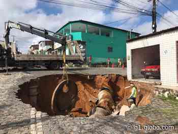 Após cratera se abrir em rua da Zona Oeste de Natal, duas casas são interditadas por risco de desabamento - Globo