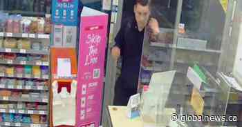 Calgary police release video of suspected Varsity arsonist - Global News