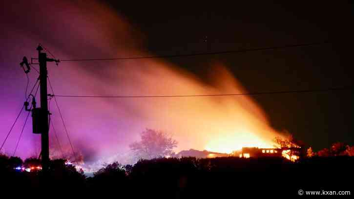 Crews put out house fire near Lake Travis