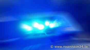 Unbekannter verfolgt Frau - wenig später sticht er auf anderen Mann ein