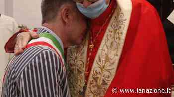 Il Palio portato in Provenzano Siena si commuove - LA NAZIONE