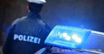 Polizei-Ticker Berlin +++ Hasenheide Neukölln: Mann wird überfallen, ausgeraubt, niedergestochen +++ Ahrensfelde: Smart-Fahrerin knallt gegen Baum – tot! +++ - Berliner Kurier