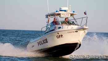 Police rescue stand-up paddleboarder on Lake Simcoe