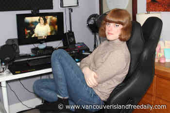 VIDEO: Saanich transgender voice coach helps people find their tone world-wide – Vancouver Island Free Daily - vancouverislandfreedaily.com