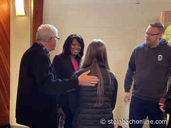 Federal Conservative leadership candidate visits Steinbach - SteinbachOnline.com - Local news, Weather, Sports, Free Classifieds and Job Listings for Steinbach, Manitoba - SteinbachOnline.com