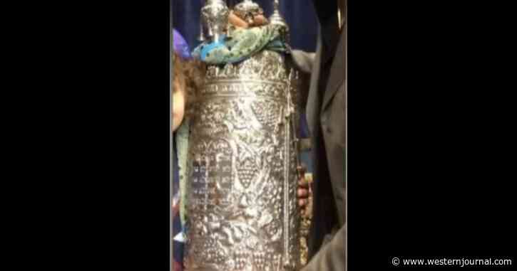 Priceless Torah Stolen in Las Vegas Expo Heist