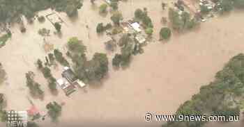 Residents ordered to evacuate from dozens of suburbs across western Sydney - 9News