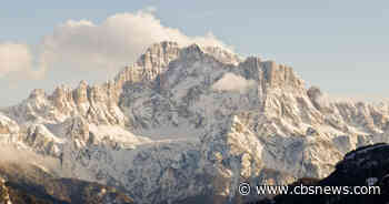 Chunk of glacier breaks loose in Italian Alps, killing at least 6 hikers