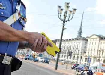 Sicurezza: taser in dotazione ad Asti, Biella e Vercelli - Agenzia ANSA