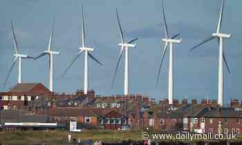 Households could get £350 cut to their energy bill if they agree to wind farm nearby under new plan