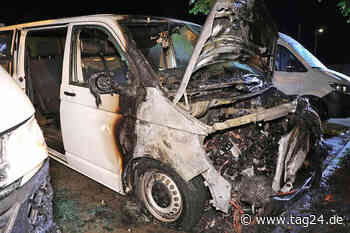 VW-Busse von "Carl und Carla" in Dresden-Löbtau abgebrannt - TAG24