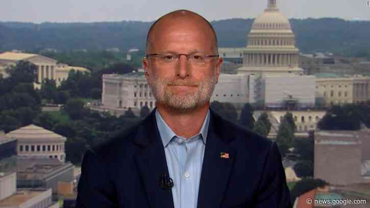 An FCC regulator wants TikTok removed from app stores. Here's how a company executive responded - CNN