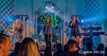 Dorpsplein één groot terras tijdens Lendlee Congé 2.0 | Lendelede | hln.be - Het Laatste Nieuws