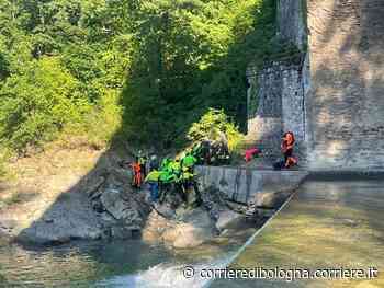 Modena, fa il bagno con gli amici in un torrente: annega a 22 anni - Corriere