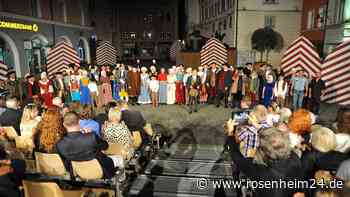 Zwischen Romantik und kalten Fakten: Rosenheimer Stadtspiel übertrifft alle Erwartungen