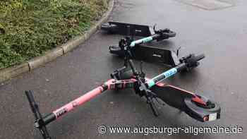 Betrunkener E-Scooter-Fahrer stürzt vor den Augen der Polizei