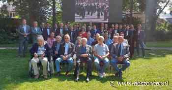 'Blijk van waardering' voor ruim twintig veteranen in Olst-Wijhe - De Stentor
