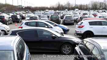 Betrunkene Frau hat Probleme beim Einparken: Polizei zieht Führerschein ein