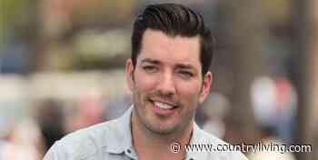 Fans Have A Lot to Say After Jonathan Scott Just Posted a New Photo With Zooey Deschanel - Country Living