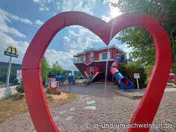 Fahr mal hin und hab´ mal Spaß: Marktheidenfeld mit Biergarten und Franck-Haus, Wertheim mit Village und verdrehtem Haus - VIELE FOTOS! - Lokale Nachrichten aus Stadt und Landkreis Schweinfurt - SW1.News