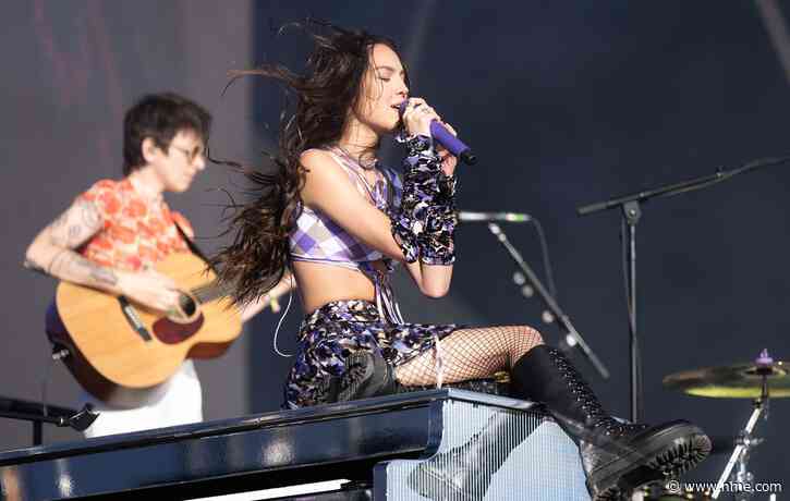 Olivia Rodrigo covers Natalie Imbruglia at surprise intimate Manchester performance