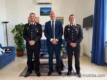 A Minturno l'incontro tra il sindaco Stefanelli e il comandate dei Carabinieri D'Aloia - h24 notizie