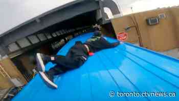 People seen surfing on Toronto subway train in 'incredibly ill-advised' stunt