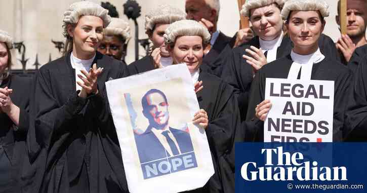 Dominic Raab accused of failing to address concerns of criminal barristers