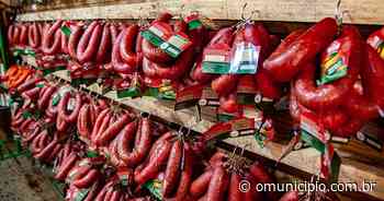 Homem é preso por furtar queijo e linguiça em mercado de Brusque - O Município