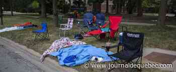 Au moins six morts et 24 blessés après une fusillade lors d'un défilé près de Chicago