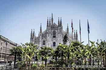 Milano, palme e banani potrebbero restare in aiuole piazza Duomo - Agenzia askanews