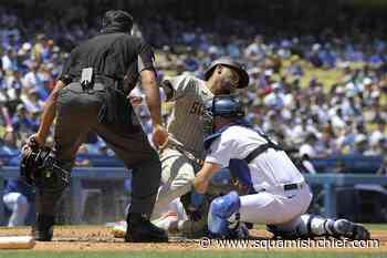 Dodgers catcher Barnes gets $7M, 2-year deal through '24 - Squamish Chief