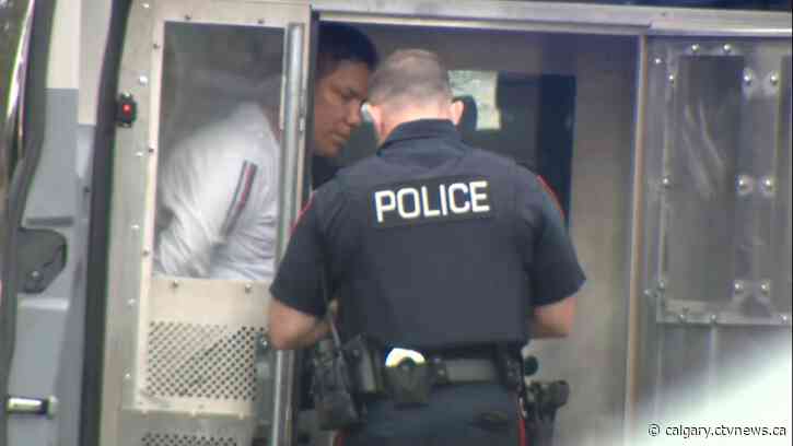 Falconridge shooting leaves man dead, 2 people in custody