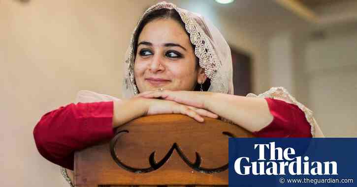 India bars Pulitzer-winning Kashmiri photojournalist from flying to France