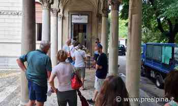 A Saronno tornano le code per i tamponi - La Prealpina