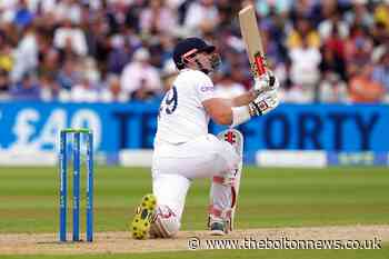 England make quick inroads into record chase against India - The Bolton News