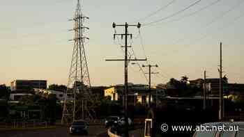 The sunny NT could be a renewable energy powerhouse. So why is it facing future blackout risks?