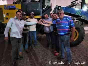 Bonito recebe pá-carregadeira e caminhão 3/4 - Prefeitura Municipal de Bonito - MS - Prefeitura Municipal de Bonito (.gov)