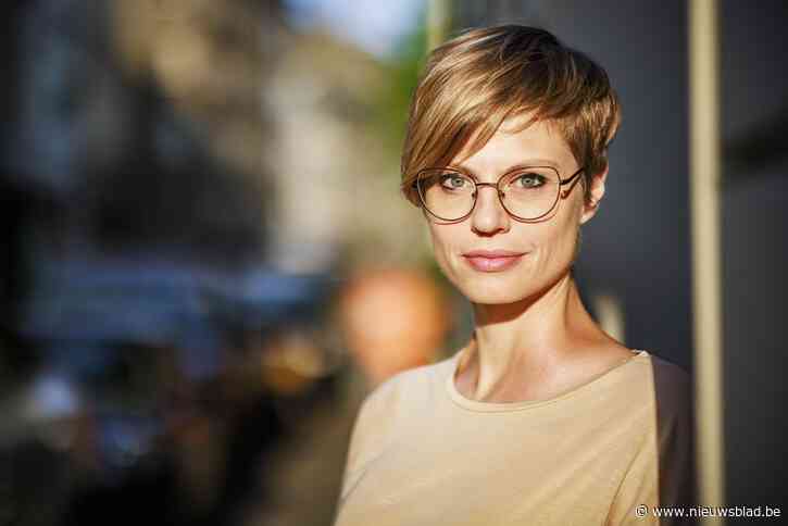 Uitstrijkjes sloten het uit, toen kwam het harde verdict: “Net als ik zijn er vrouwen die denken dat ze veilig zijn, terwijl ze eigenlijk al kanker hebben”