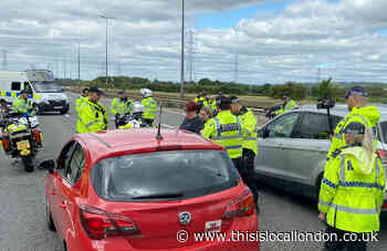 Cost of living: Patel ‘urges police to use new powers against fuel protesters’