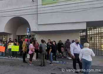 Ejidatarios de Pozuelos y Fresnillo y autoridades de Frontera toman SIMAS en Monclova - Vanguardia MX