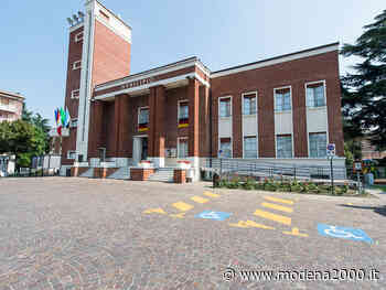 Sotto le stelle in Piazza Unità d'Italia a Maranello - Modena 2000