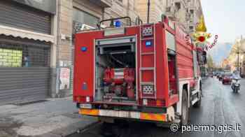 Palermo, una friggitrice va a fuoco in un ristorante di via Roma: subito spente le fiamme - Giornale di Sicilia