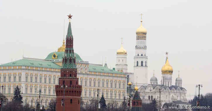 La banca Usa Jp Morgan: “L’economia russa resiste meglio del previsto. Verso una recessione morbida con Pil in calo del 3,5%”